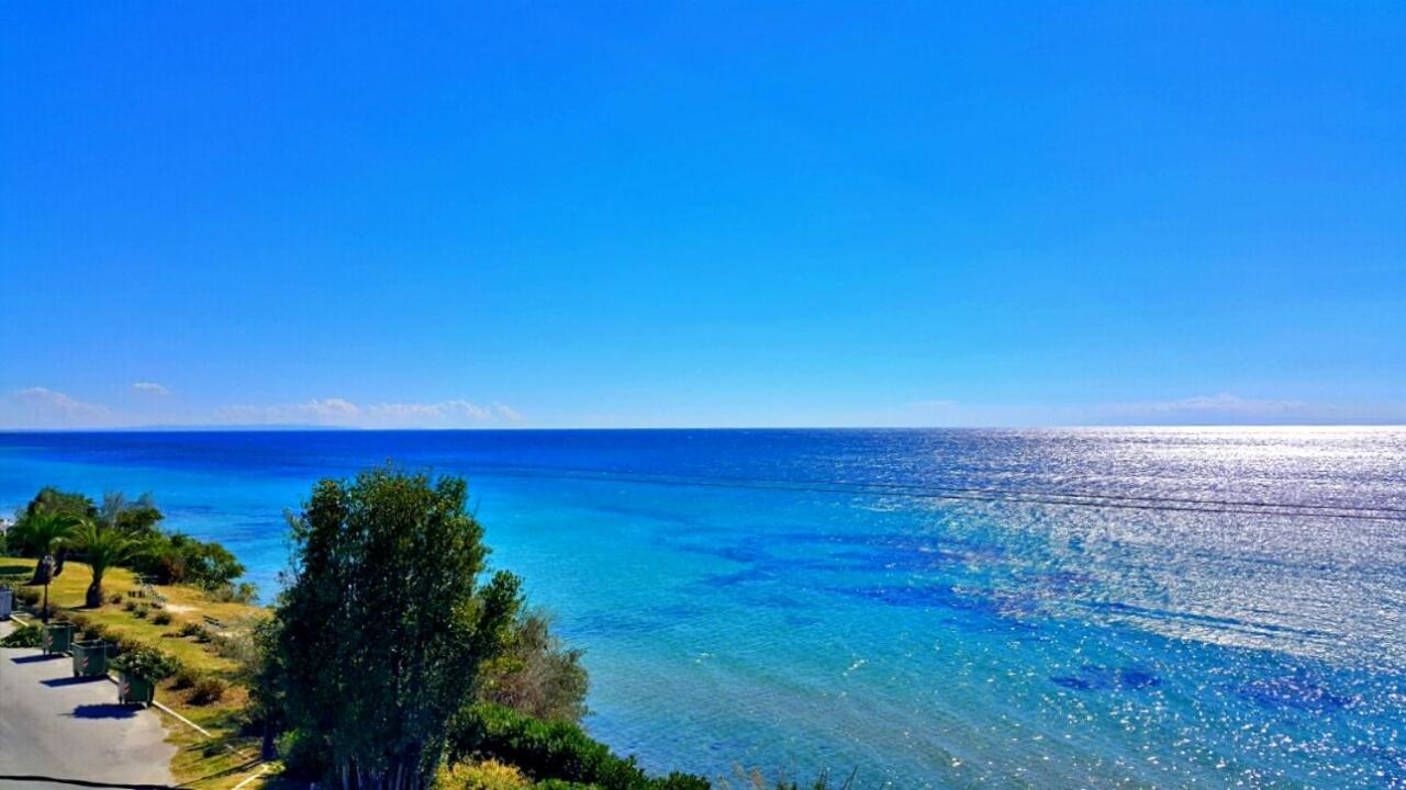 Grcka-Reni Greece Beach 2 Nea Kallikrateia エクステリア 写真